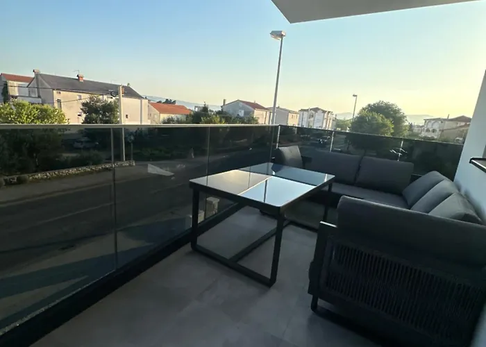 Lux * Kaštela